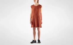 Fjallraven Jurk Fjällräven Women High Coast Lite Dress Rowan Red -Odli Kleding Winkel 5 High Coast Lite Dress W 83502 333 C MODEL FJR